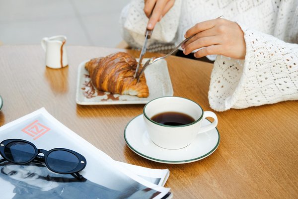 Les Grands Créateurs de Mode Qui Ont Débuté dans les Pages des Magazines